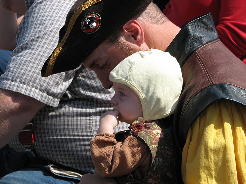 Sheriff Naughtyhands with The Lass Digit